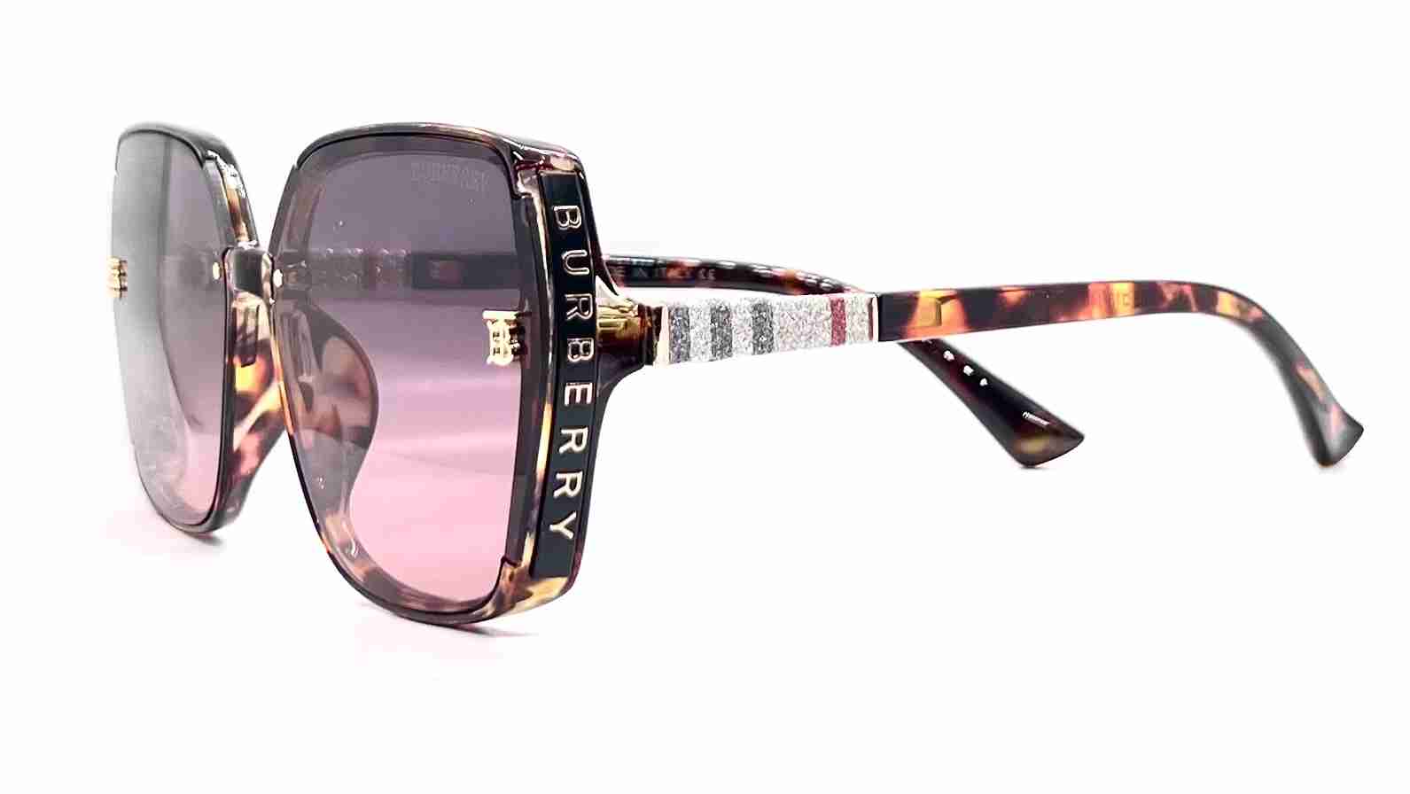 Burberry 8271