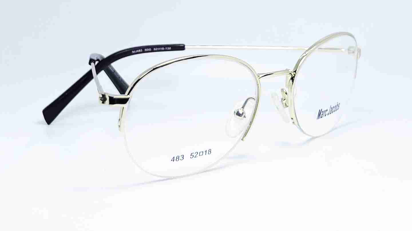 Marc Jacobs 483