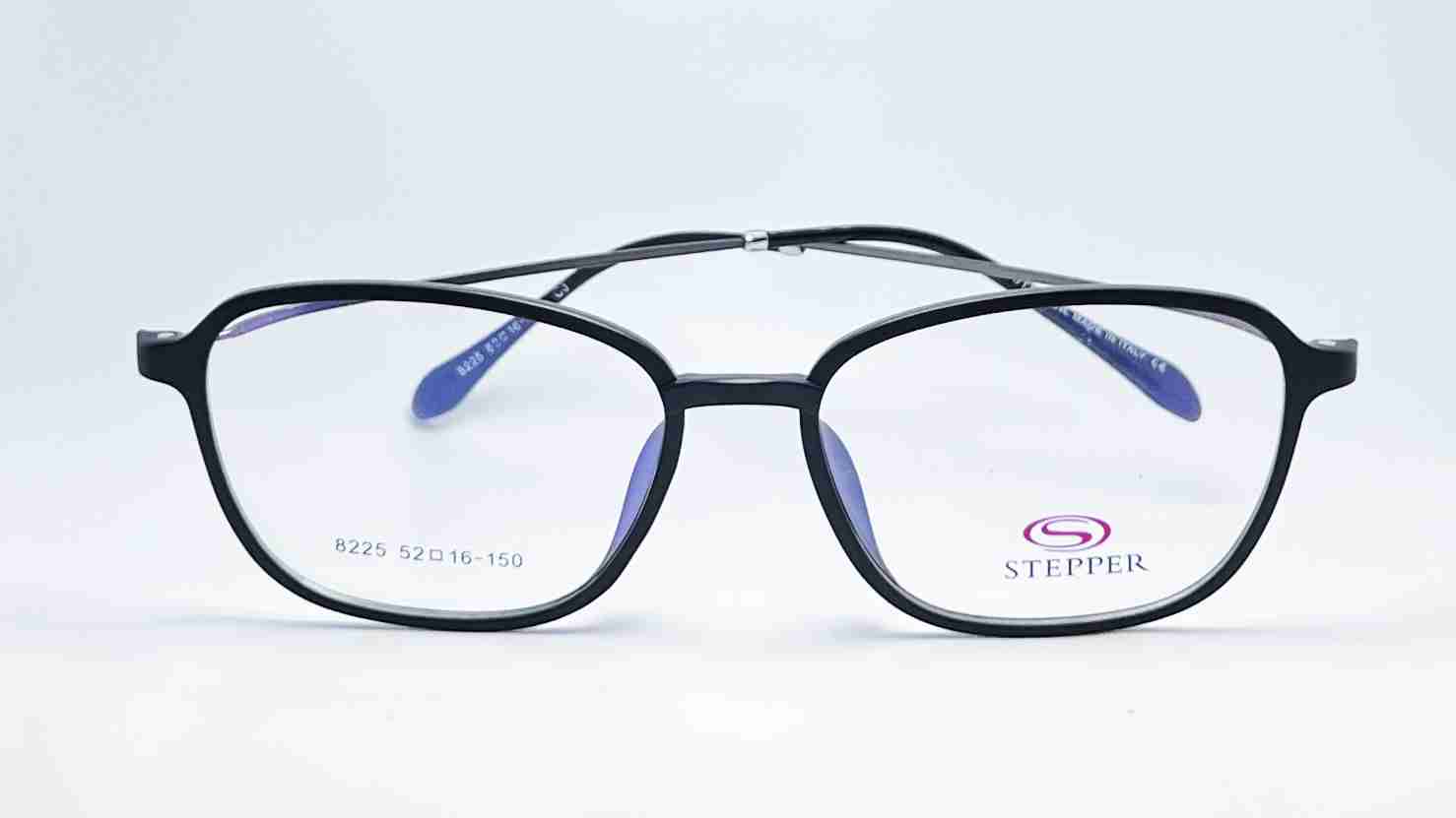 Stepper 8225