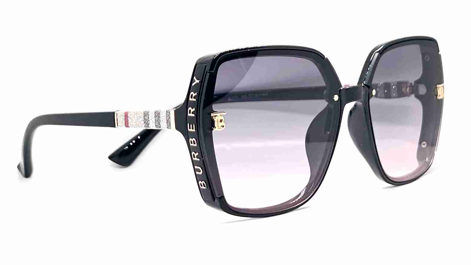 Burberry 8271