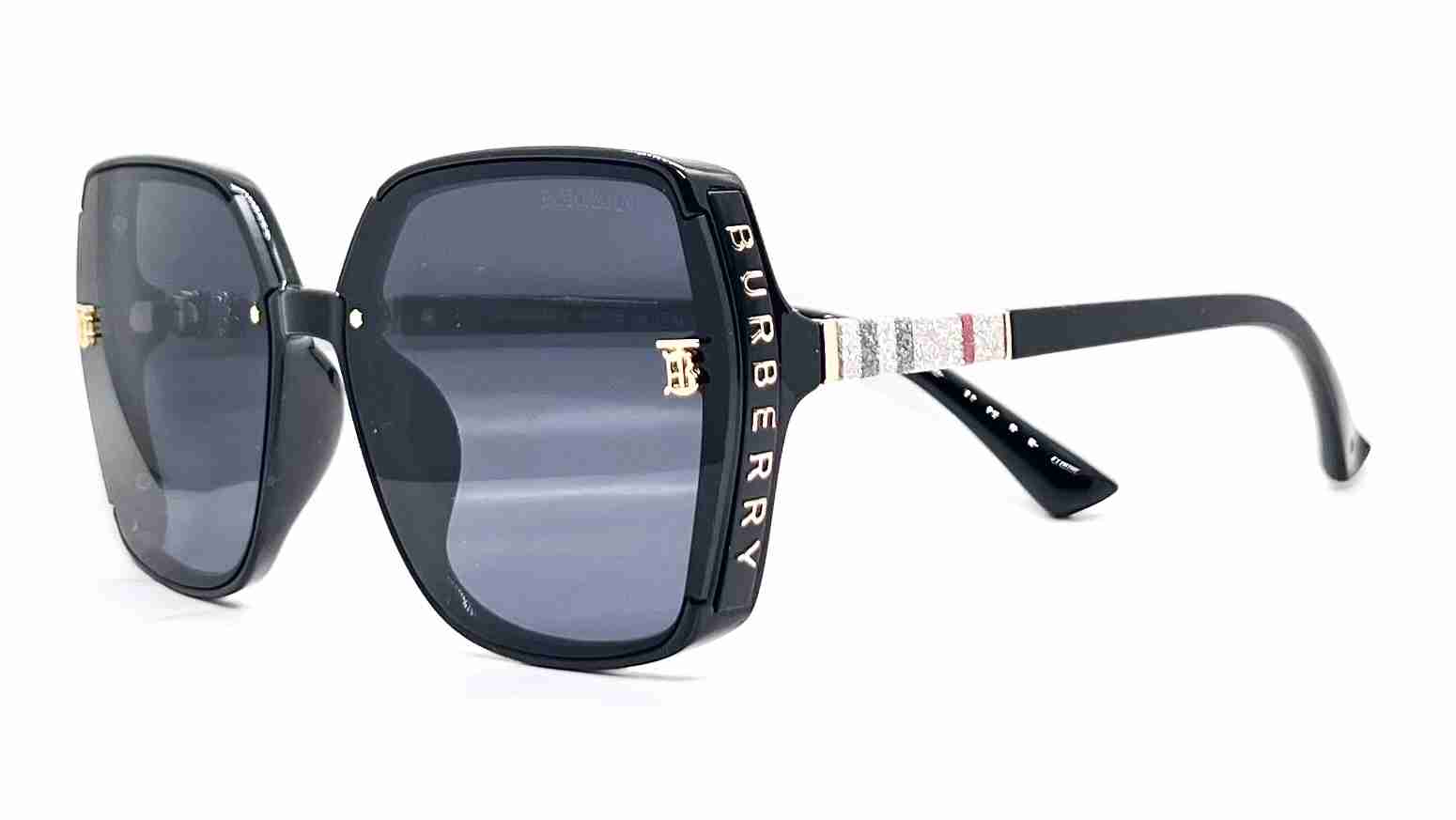 Burberry 8271