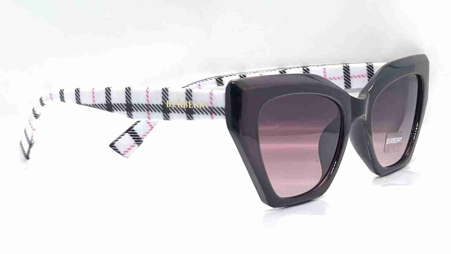 Burberry 2216