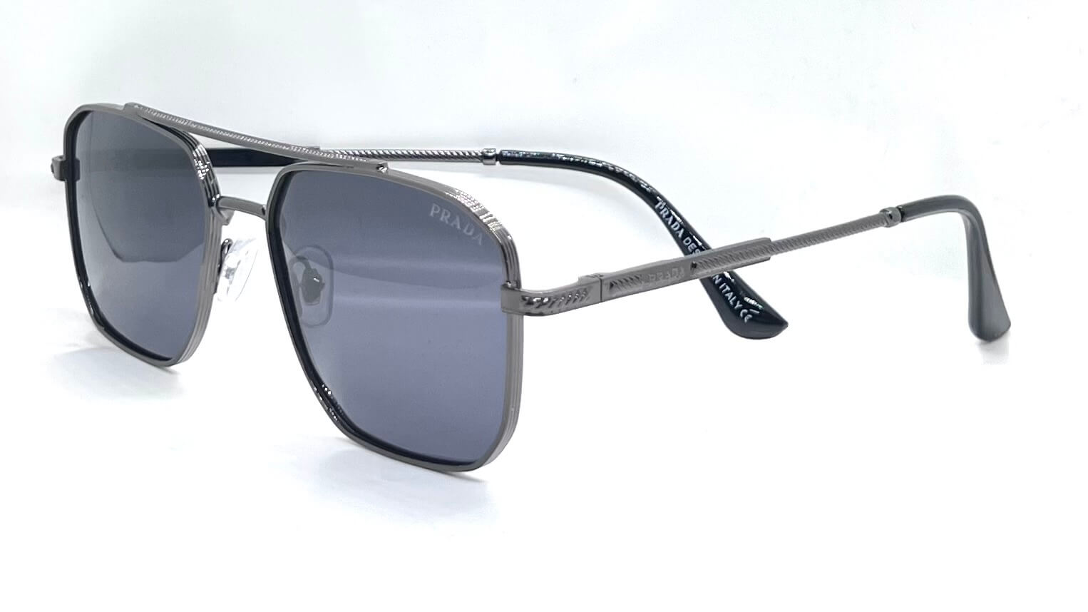Prada Polarized 8051