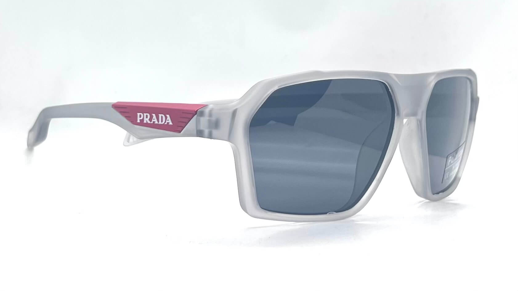 Prada Polarized 8337