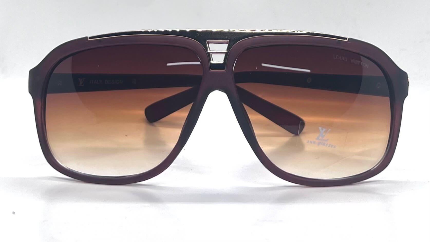 LV Louis Vuitton EVIDENCE