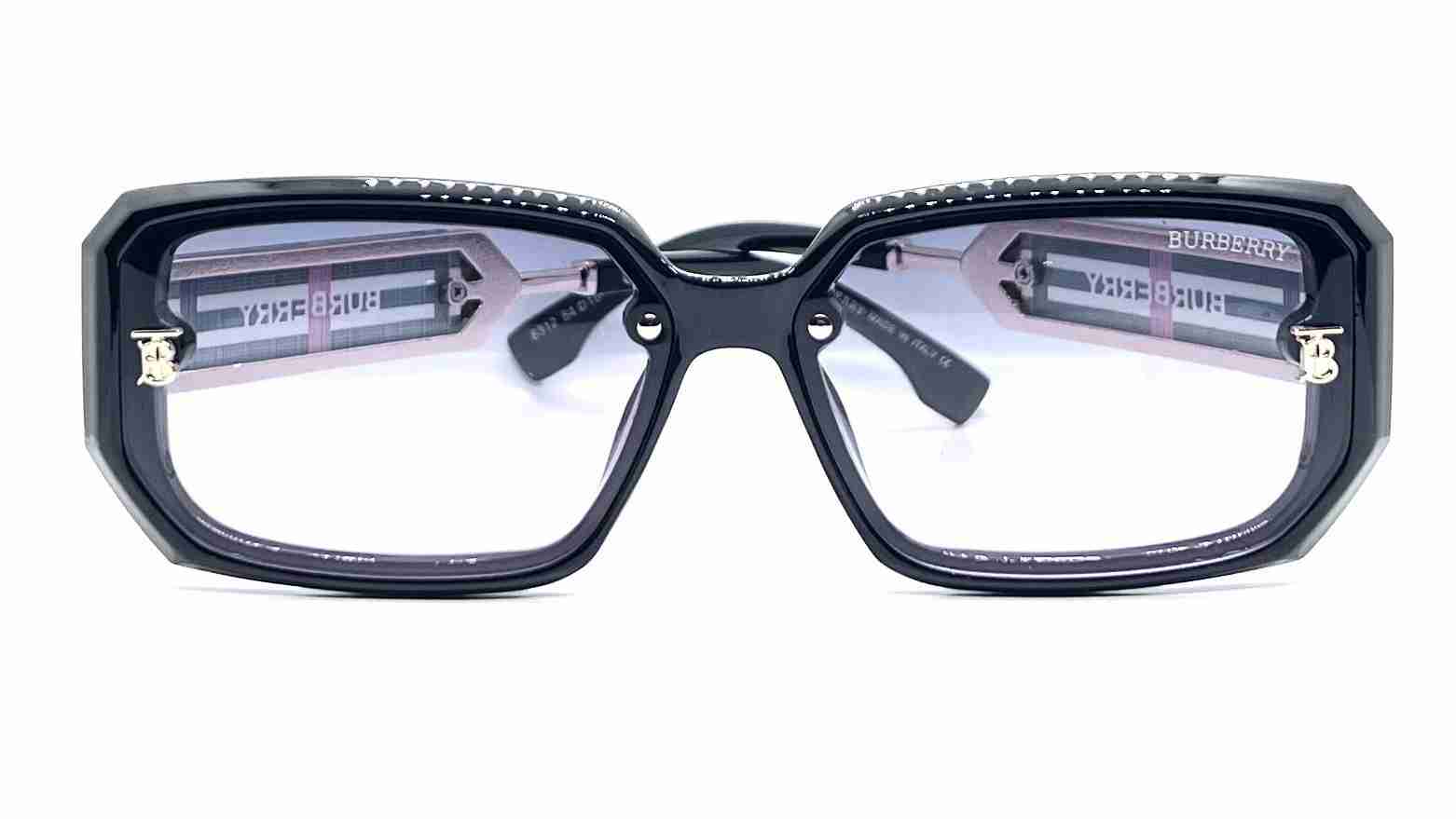 Burberry 8312
