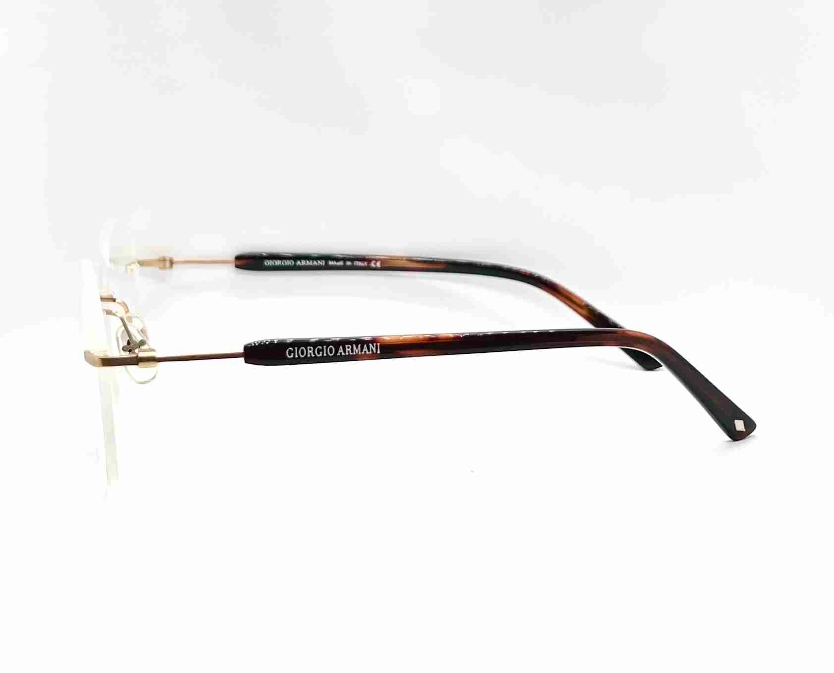 Giorgio Armani 5052