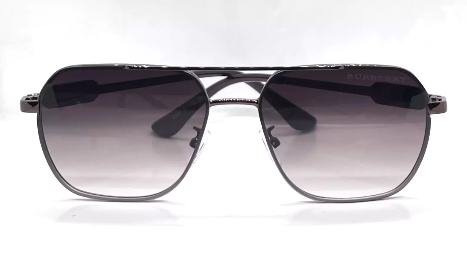 Burberry 2561