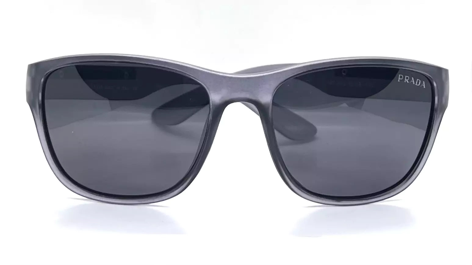Prada Polarized 3902