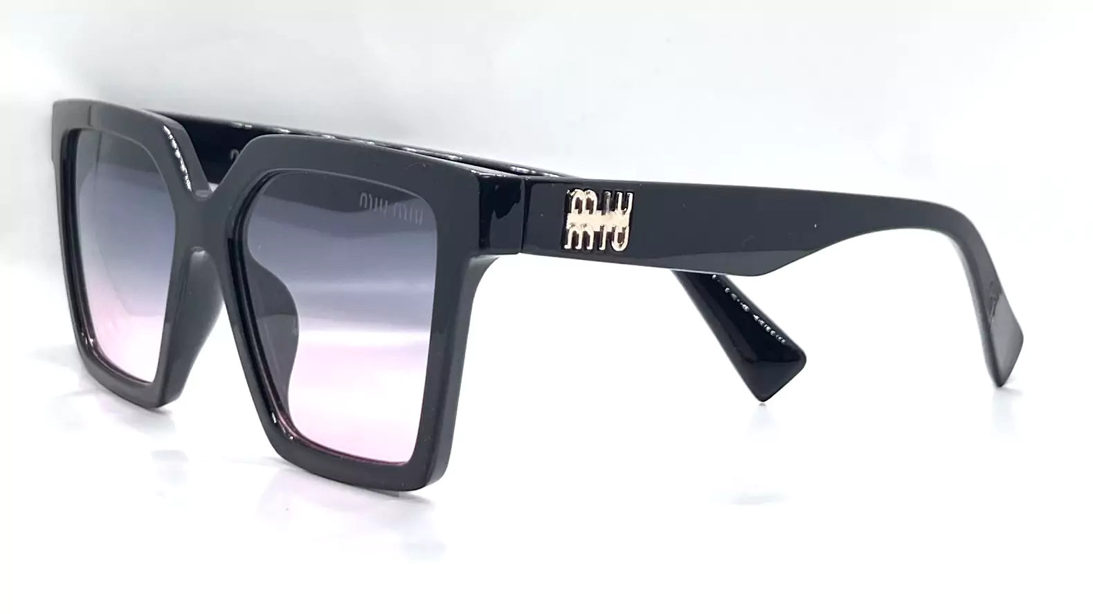 MIU MIU