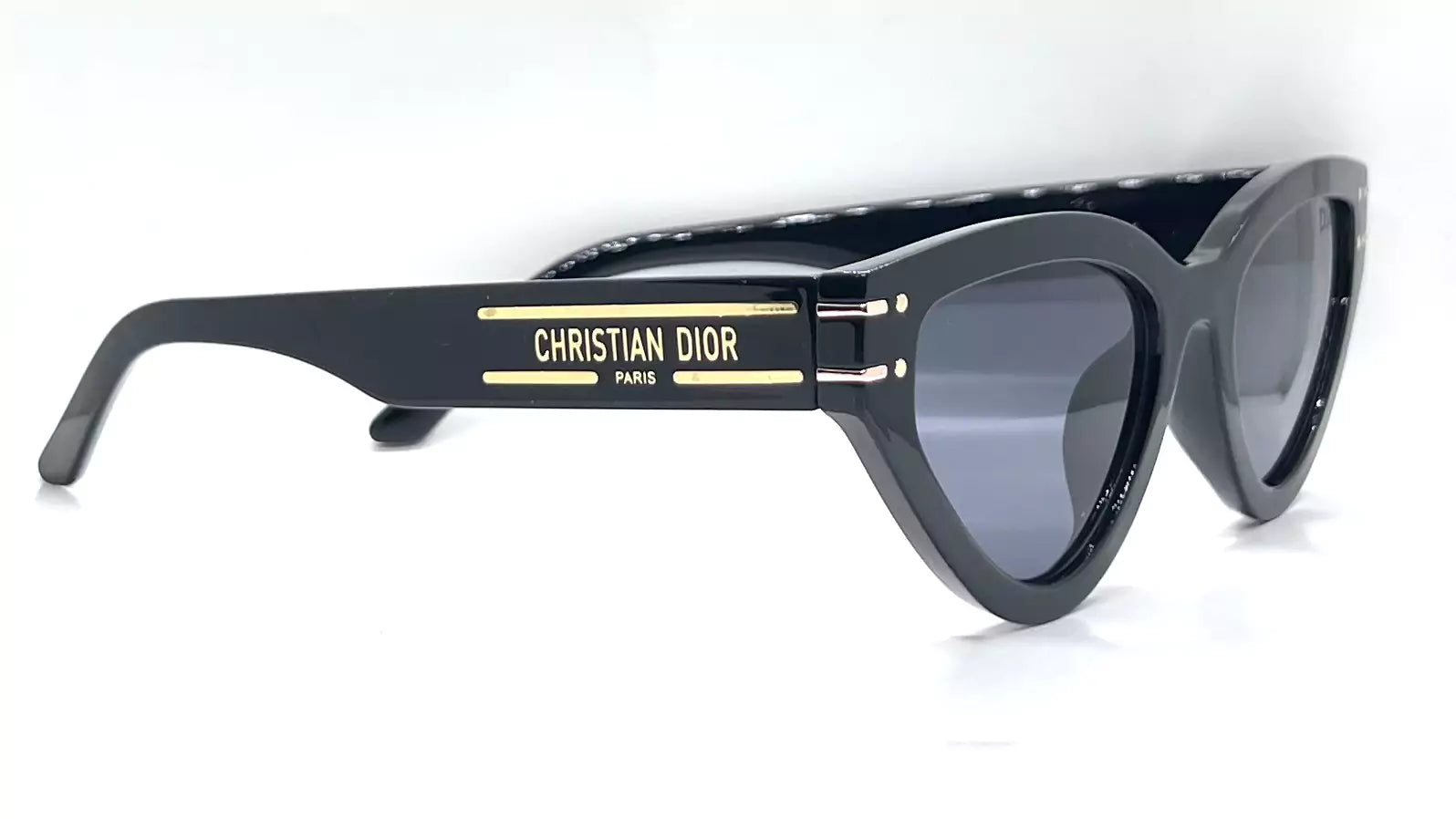 Christian Dior 28