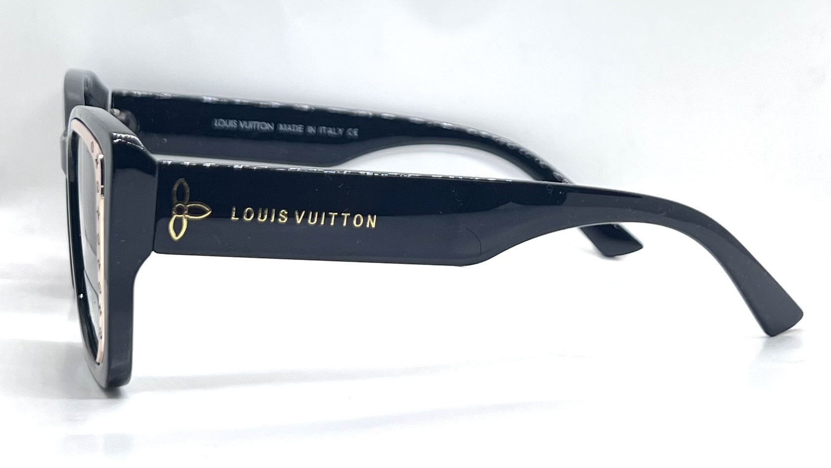 Louis Vuitton 2305