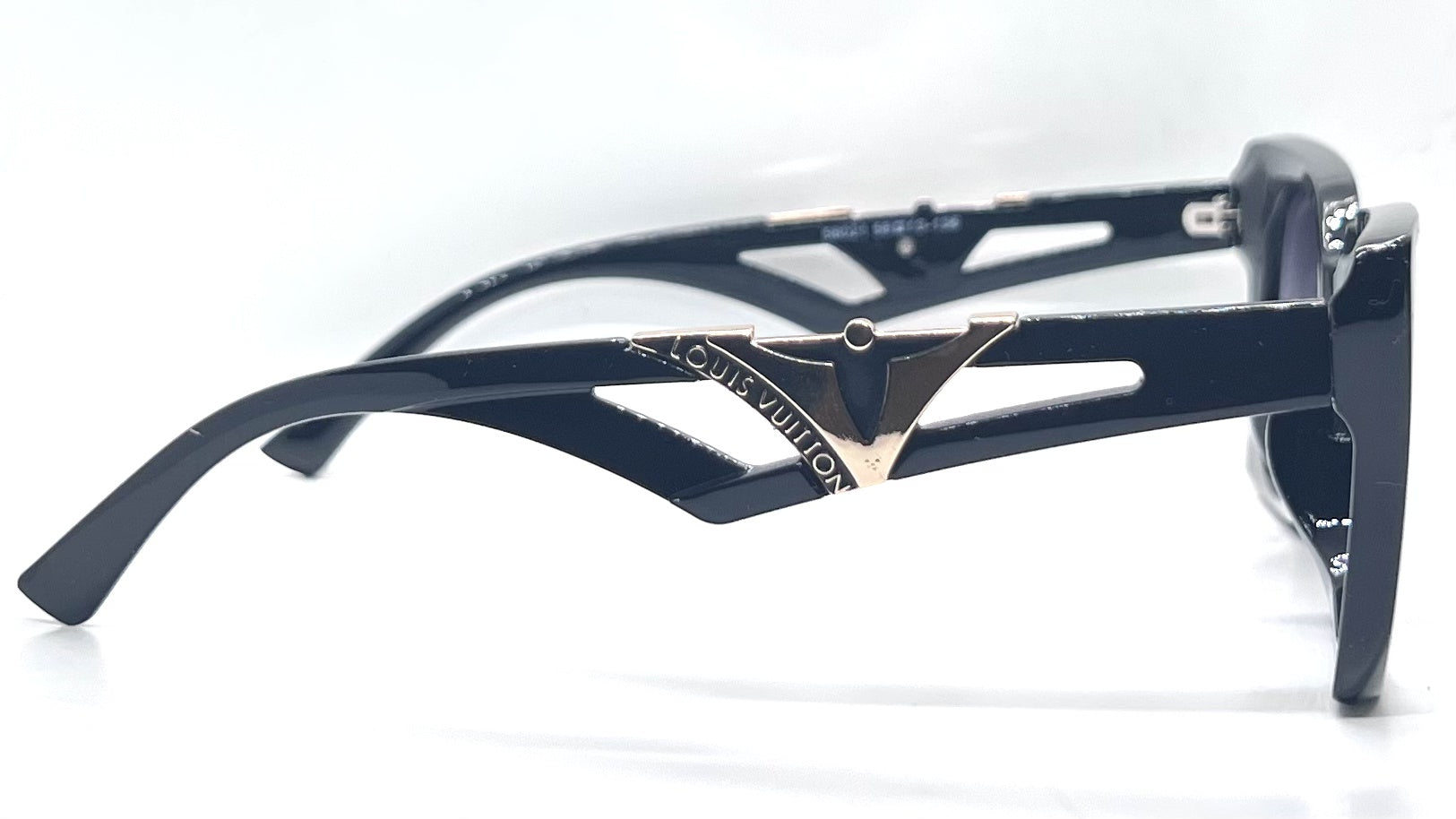 Louis Vuitton 58021